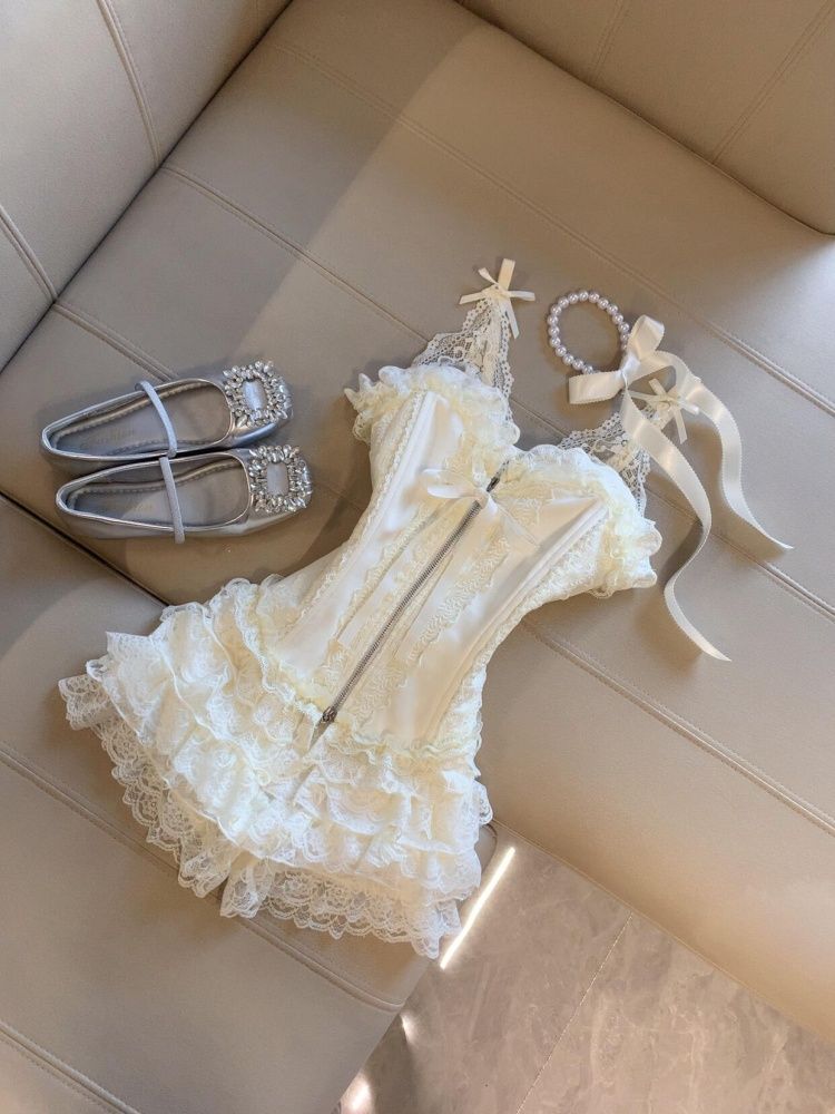 Cute Desire Lace Bustier Top H - V Neck Cami Top recension och pris