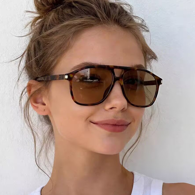 Luxurious Large-Frame Pilot Wo - Women'S Fashion Week Paris recension och pris