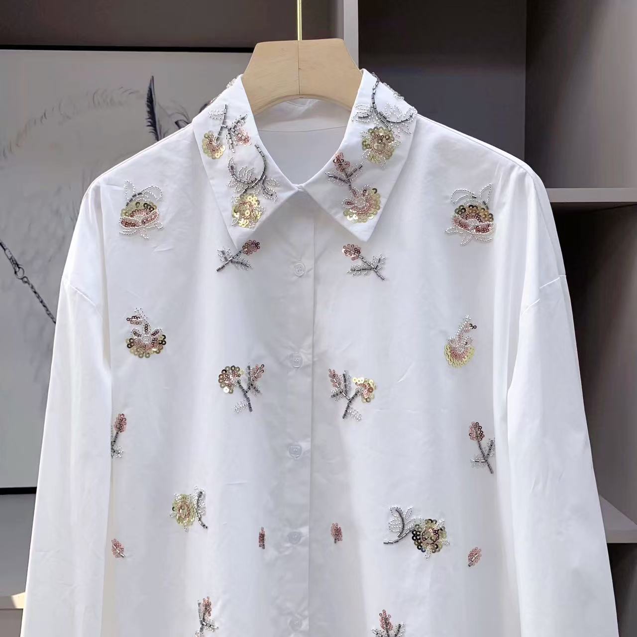 Luxury Sequins Pearls Embroide - Women'S Fashion Trends 2026 Spring Summer recension och pris