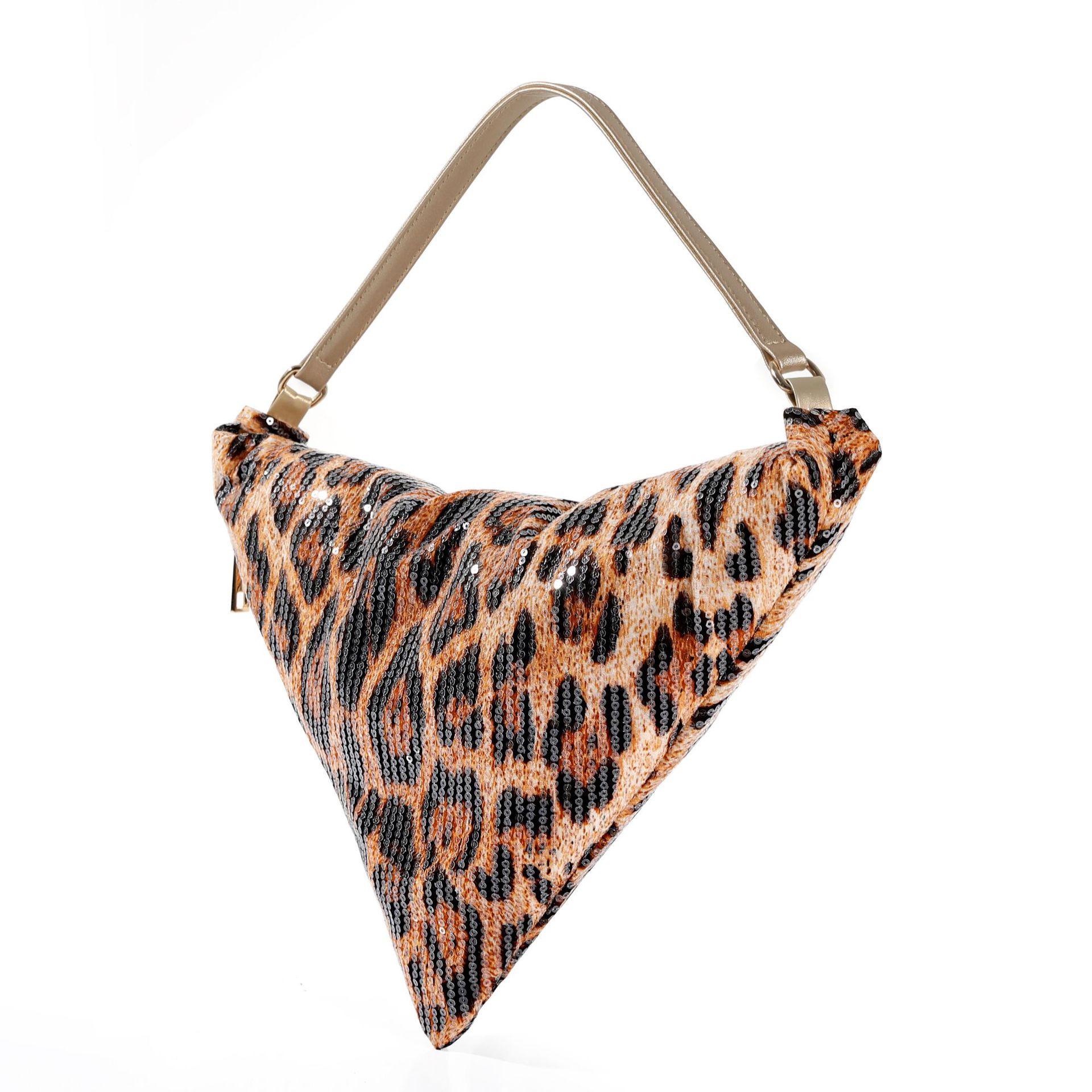 Leopard print crescent bag sho - Women'S Fashion Trends 2026 Spring Summer recension och pris