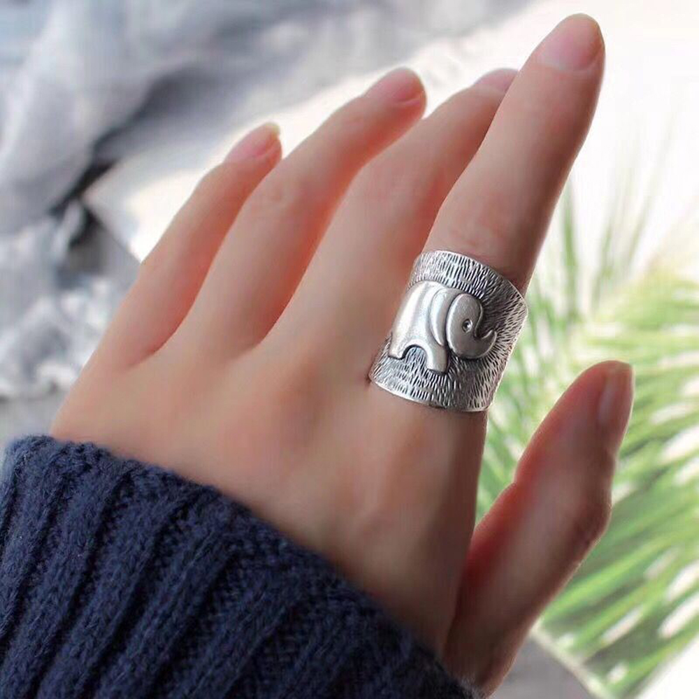 Punk Vintage Silvery Elephant  - Women Fashion Pakistan recension och pris