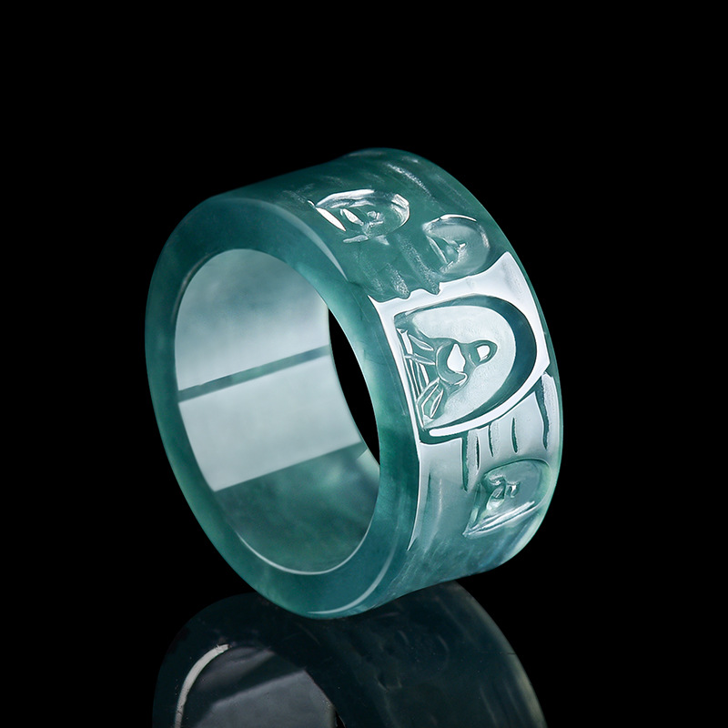 Natural Burmese Jadeite Buddha - Women Fashion Designers recension och pris